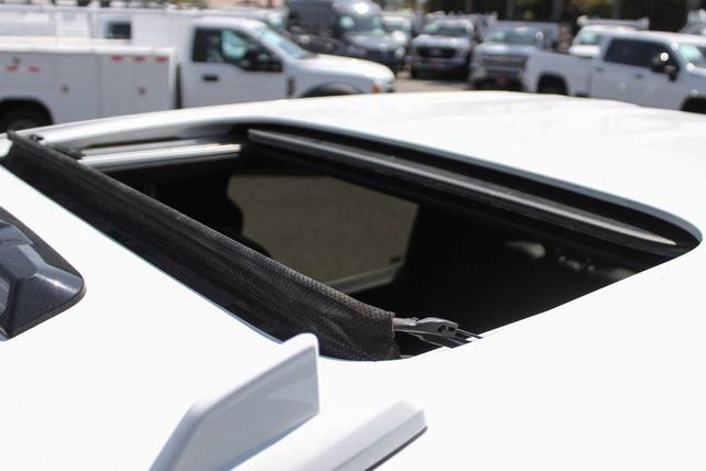 Photo of 2020 Summit White GMC Sierra 2500