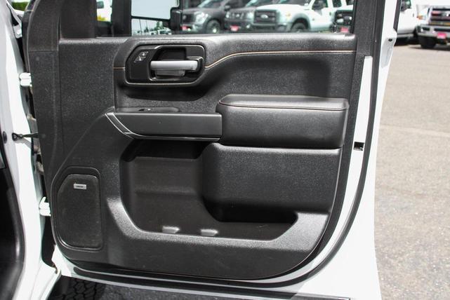 Photo of 2020 Summit White GMC Sierra 2500