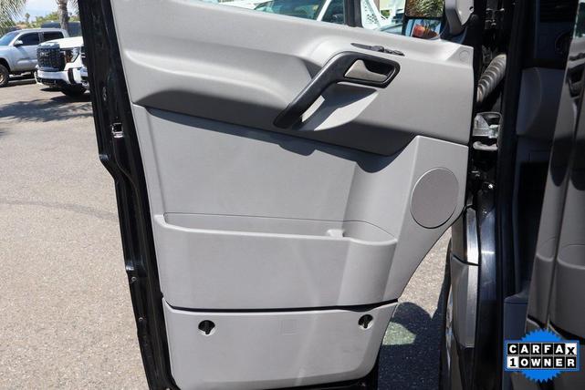 Photo of 2016 Black Mercedes-Benz Sprinter