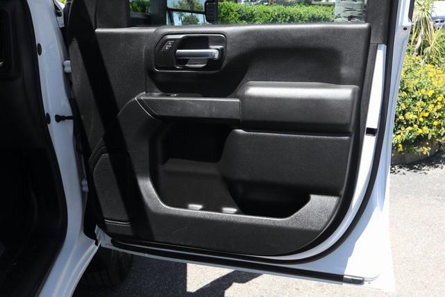 Photo of 2022 Summit White Chevrolet Silverado 2500
