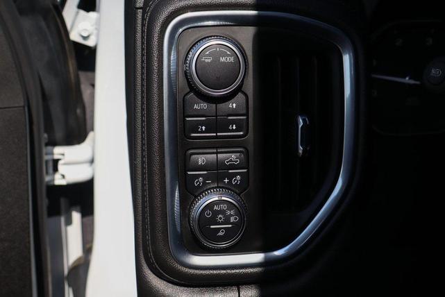 Photo of 2022 Summit White GMC Sierra 2500