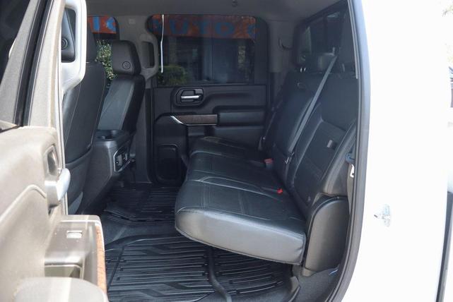 Photo of 2022 Summit White GMC Sierra 2500