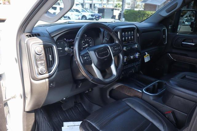 Photo of 2022 Summit White GMC Sierra 2500