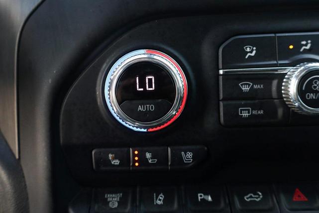 Photo of 2022 Summit White GMC Sierra 2500