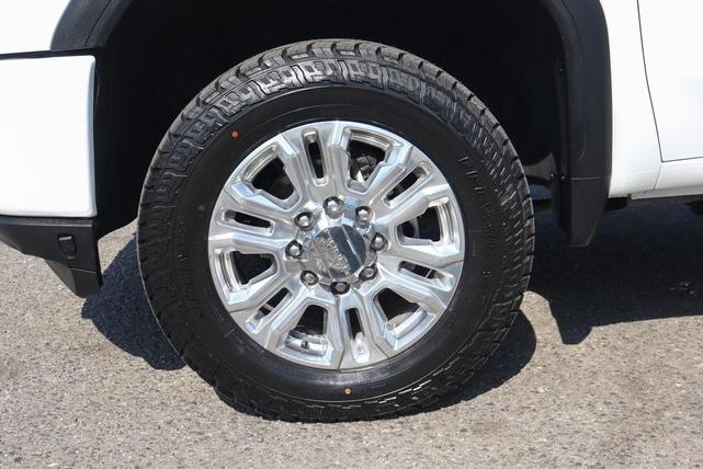 Photo of 2022 Summit White GMC Sierra 2500