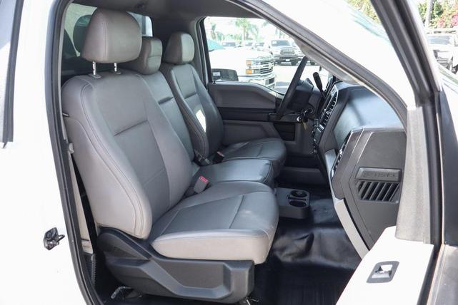 Photo of 2017 Oxford White Ford F-150
