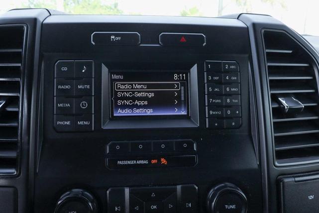 Photo of 2017 Oxford White Ford F-150