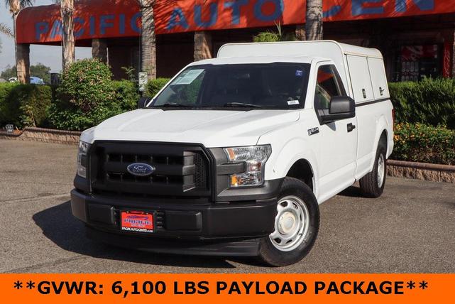 Photo of 2017 Oxford White Ford F-150