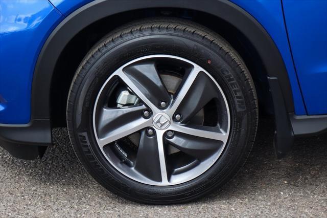 Photo of 2022 Aegean Blue Metallic Honda HR-V