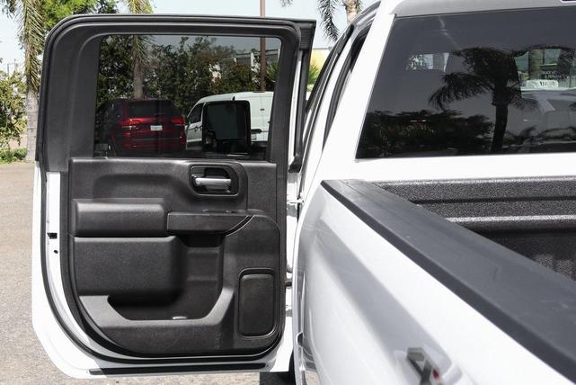 Photo of 2021 Summit White Chevrolet Silverado 2500