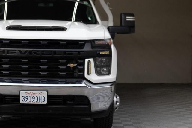 Photo of 2021 Summit White Chevrolet Silverado 3500