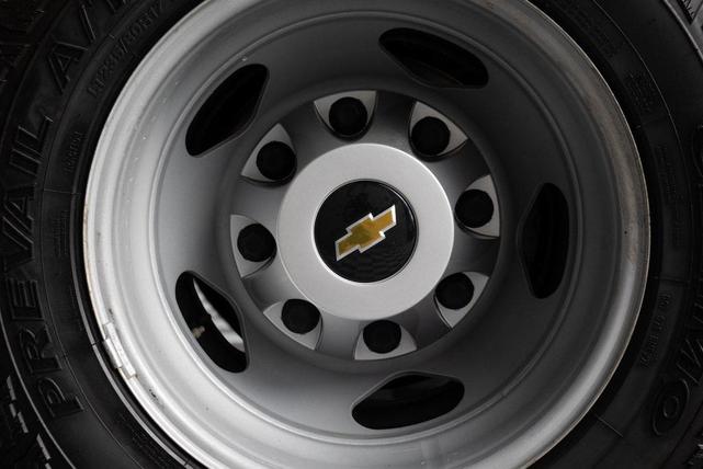 Photo of 2021 Summit White Chevrolet Silverado 3500