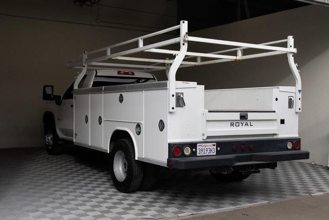 Photo of 2021 Summit White Chevrolet Silverado 3500