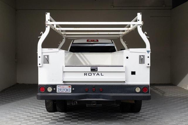 Photo of 2021 Summit White Chevrolet Silverado 3500