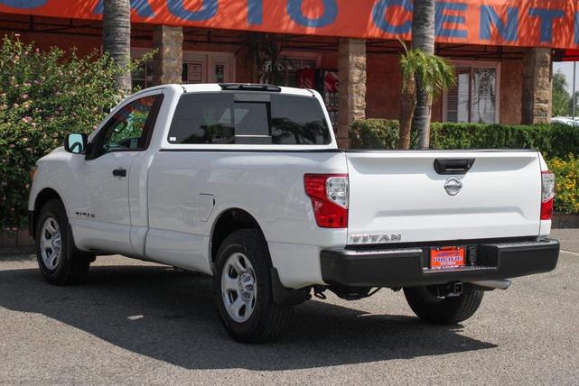 Photo of 2019 Glacier White Nissan Titan