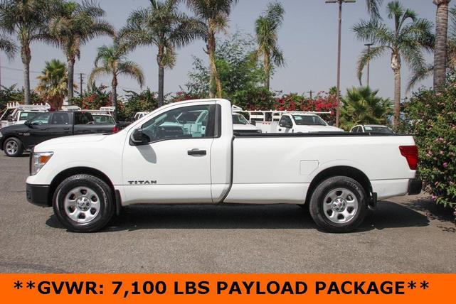 Photo of 2019 Glacier White Nissan Titan