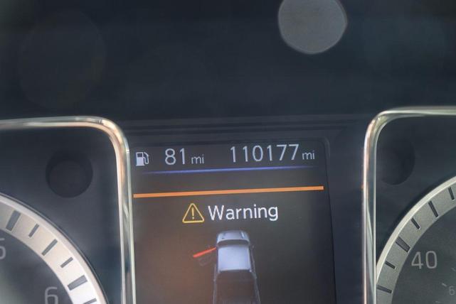 Photo of 2019 Glacier White Nissan Titan