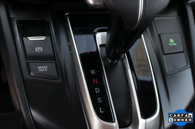 Photo of 2018 Obsidian Blue Pearl Honda CR-V