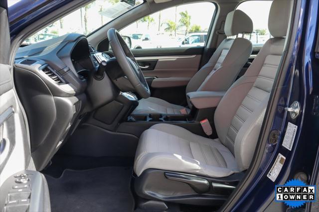 Photo of 2018 Obsidian Blue Pearl Honda CR-V
