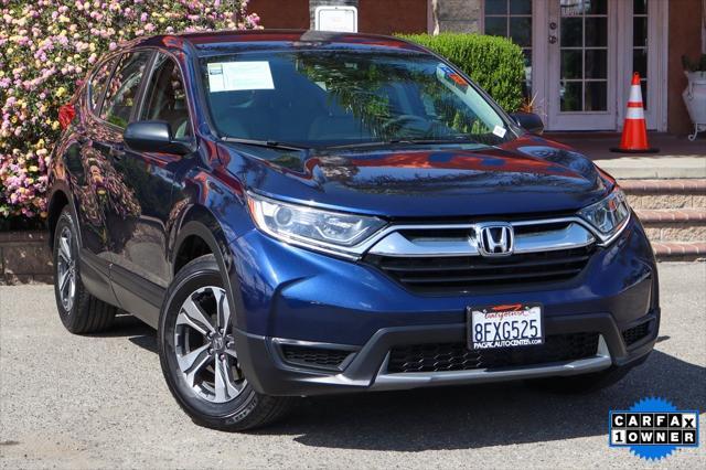 Photo of 2018 Obsidian Blue Pearl Honda CR-V