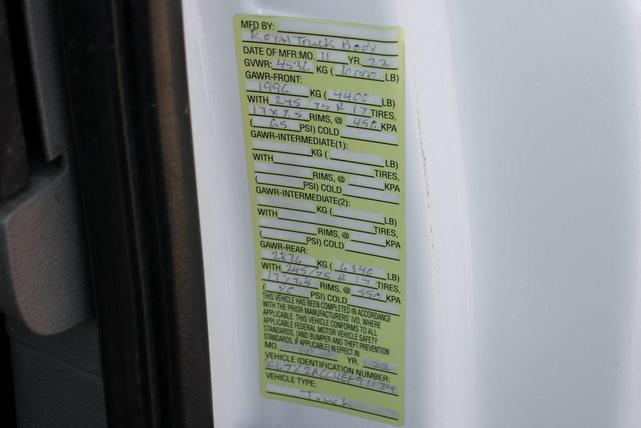 Photo of 2022 Oxford White Ford F-250