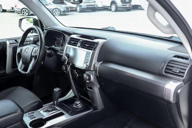 Photo of 2021 Super White Toyota 4Runner