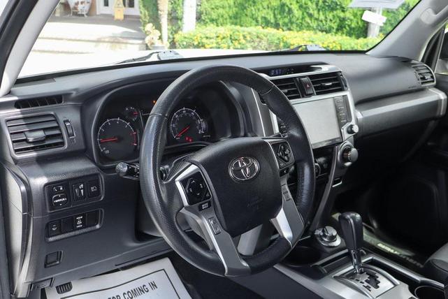 Photo of 2021 Super White Toyota 4Runner
