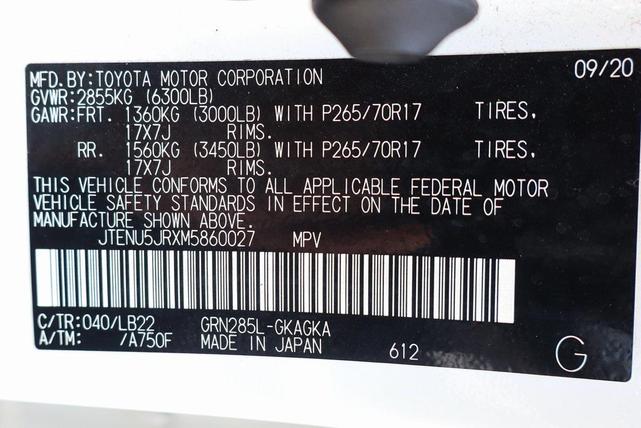 Photo of 2021 Super White Toyota 4Runner