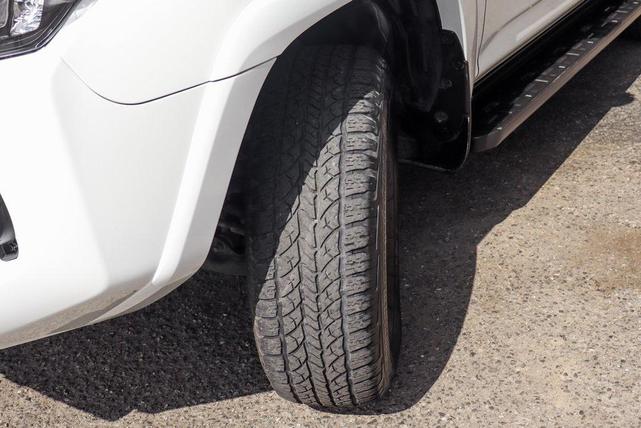 Photo of 2021 Super White Toyota 4Runner