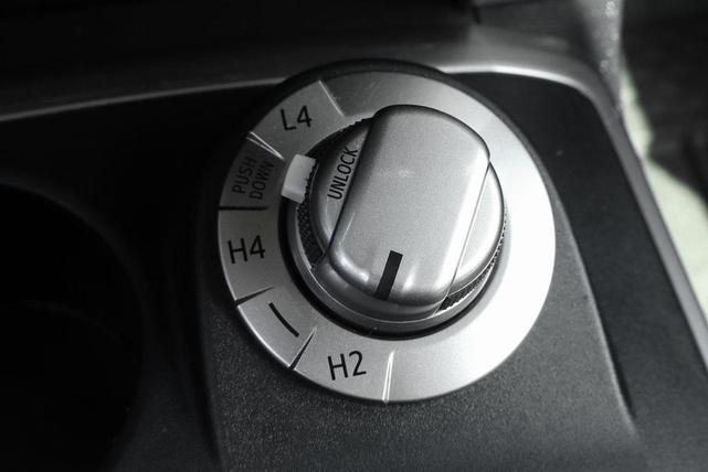 Photo of 2021 Super White Toyota 4Runner
