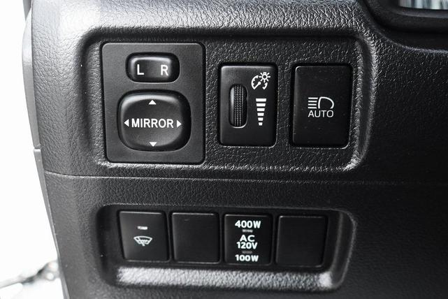 Photo of 2021 Super White Toyota 4Runner