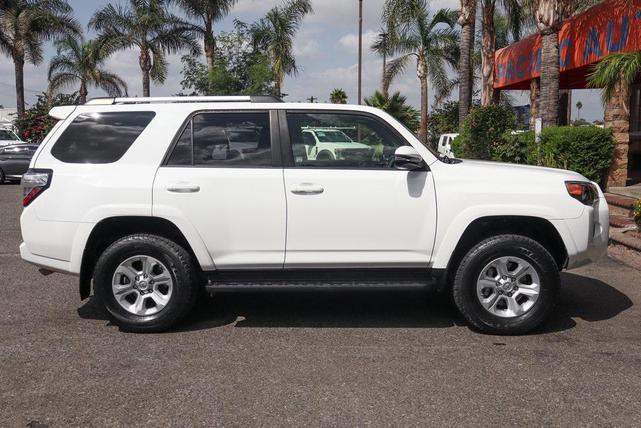 Photo of 2021 Super White Toyota 4Runner