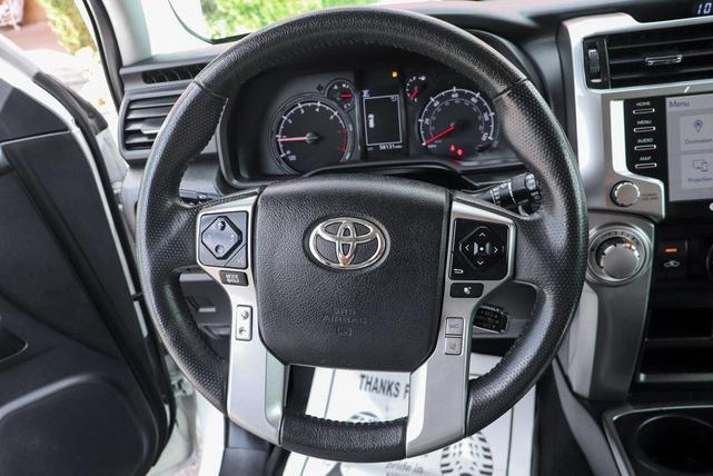 Photo of 2021 Super White Toyota 4Runner