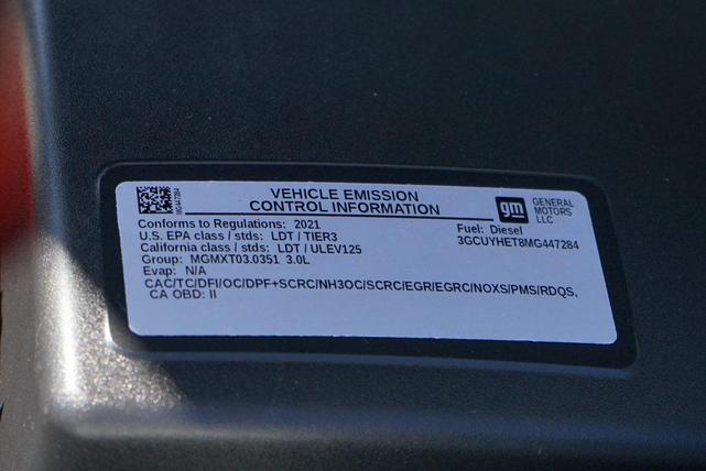 Photo of 2021 Iridescent Pearl Tricoat Chevrolet Silverado 1500