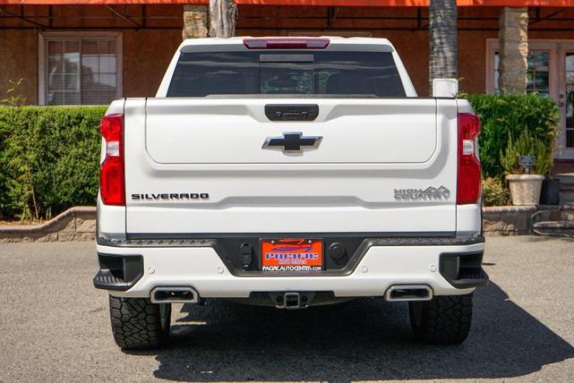 Photo of 2021 Iridescent Pearl Tricoat Chevrolet Silverado 1500