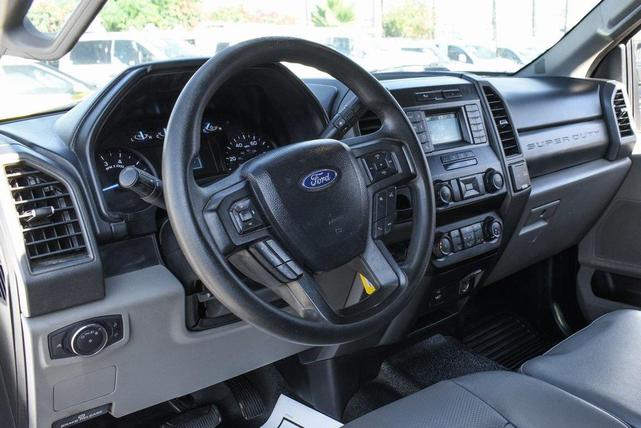 Photo of 2021 Oxford White Ford F-250