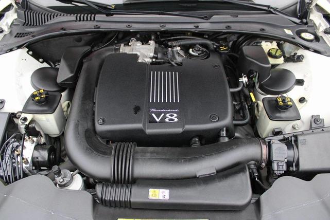 Photo of 2002 Whisper White Ford Thunderbird
