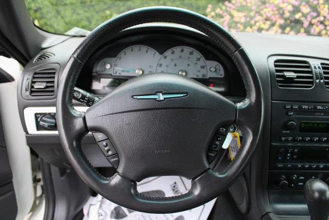 Photo of 2002 Whisper White Ford Thunderbird