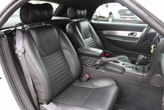 Photo of 2002 Whisper White Ford Thunderbird