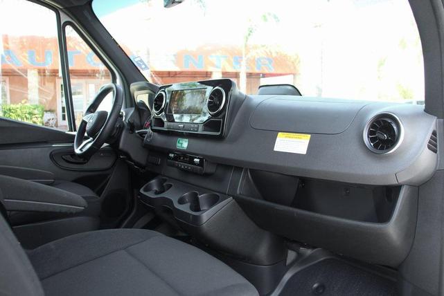 Photo of 2025 White Mercedes-Benz Sprinter 2500