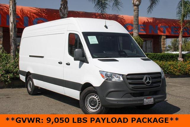 Photo of 2025 White Mercedes-Benz Sprinter 2500