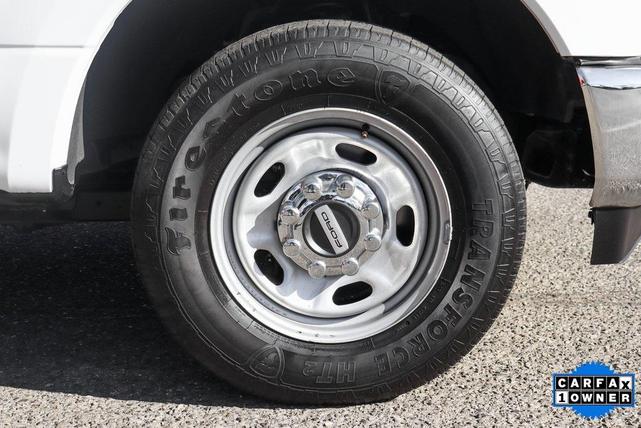 Photo of 2020 Oxford White Ford F-250