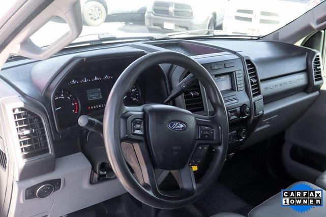Photo of 2020 Oxford White Ford F-250