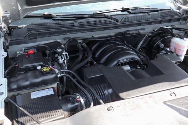 Photo of 2019 Silver Ice Metallic Chevrolet Silverado 1500