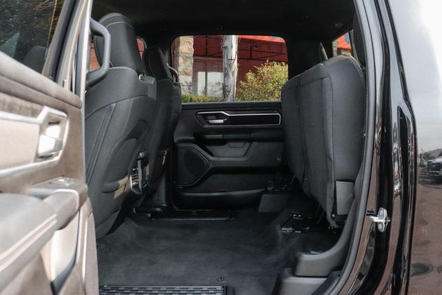 Photo of 2023 Diamond Black Crystal Pearlcoat RAM 1500