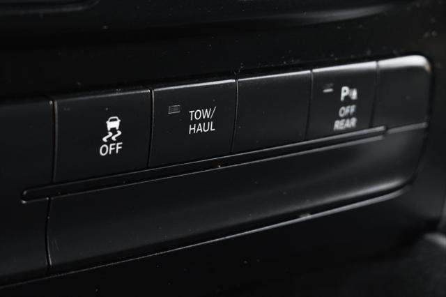 Photo of 2022 Hydro Blue Pearlcoat RAM 1500 Classic