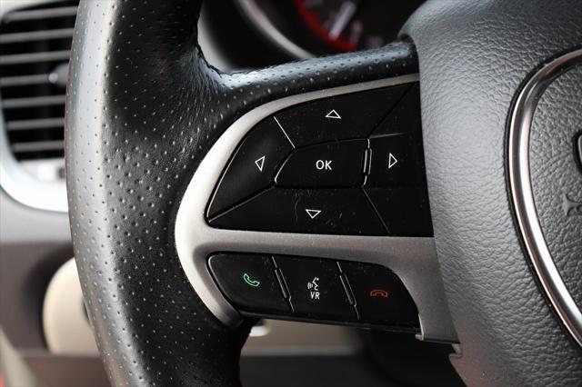 Photo of 2019 Octane Red Pearlcoat Dodge Durango