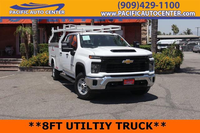Photo of 2024 Summit White Chevrolet Silverado 2500