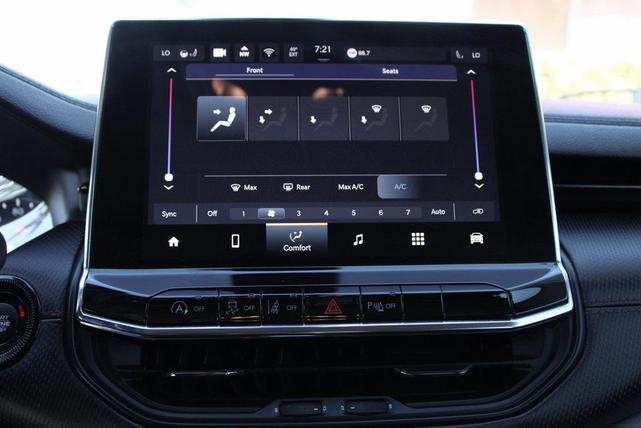Photo of 2022 Laser Blue Pearlcoat Jeep Compass