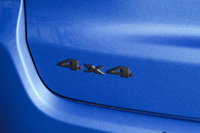 Photo of 2022 Laser Blue Pearlcoat Jeep Compass
